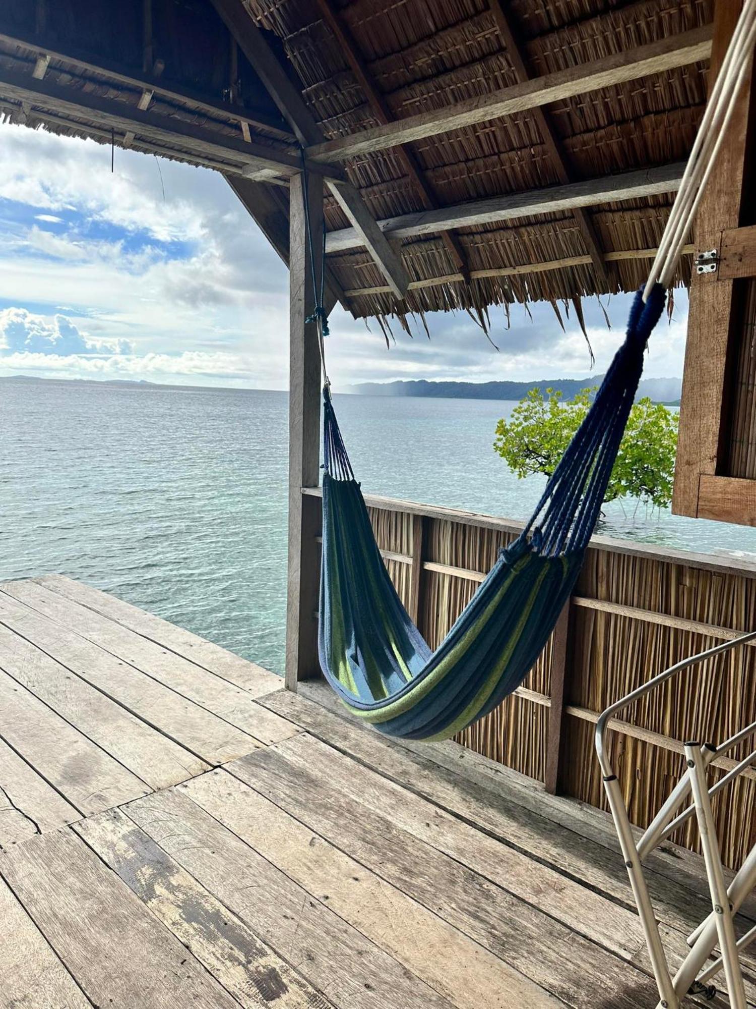 Nyanse Homestay - Raja Ampat Besir Buitenkant foto